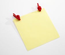 The Post It W Clothes Pin And The Valentine`s Rose Stock Photography