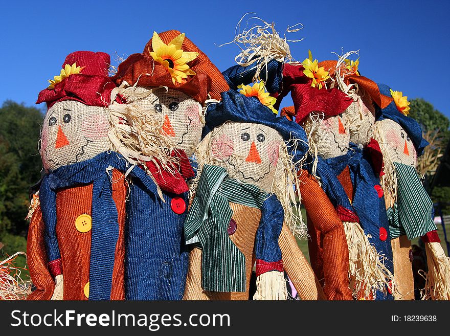 Cute scarecrows decorations for halloween. Cute scarecrows decorations for halloween