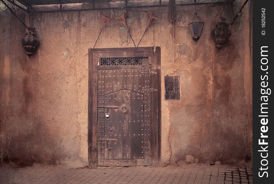 Old cracked door of an old arabian house