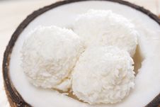 Coconut Candies Royalty Free Stock Images Coconut Candies Royalty Free Stock Images