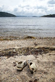 Sandals On The Beach Royalty Free Stock Images Sandals On The Beach Royalty Free Stock Images