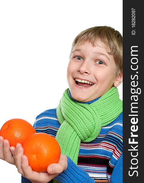 Teen Shows oranges. The child has a sore throat. He tied a warm scarf.