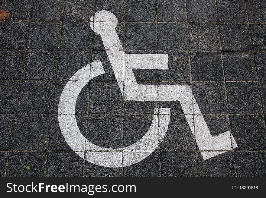 Handicapped park sign