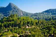 Farm In The Mountains Royalty Free Stock Photos Farm In The Mountains Royalty Free Stock Photos