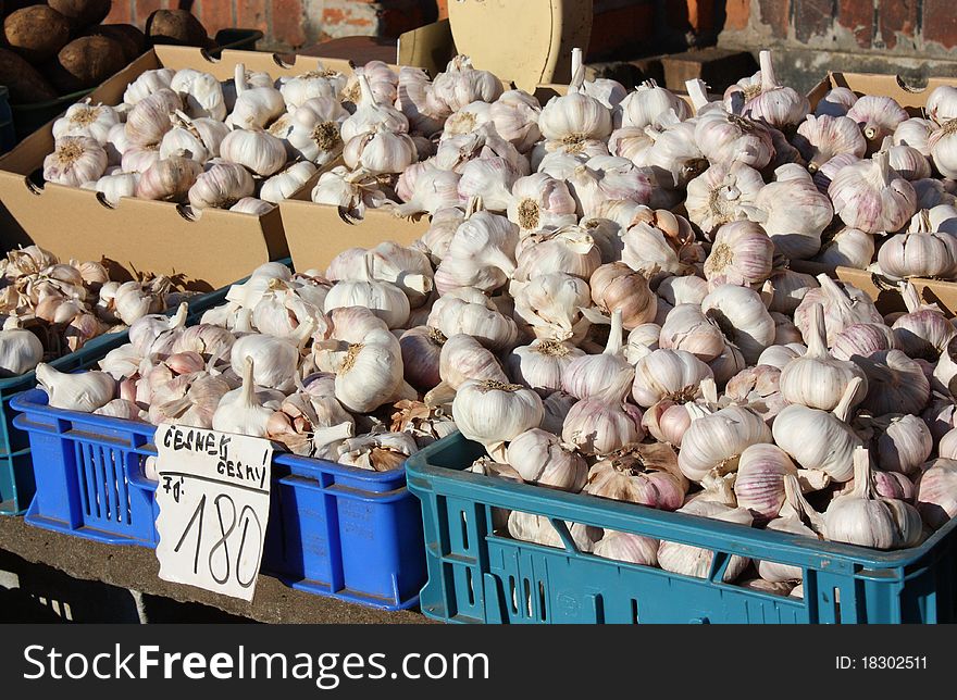 A lot of garlic in a little market in Czech Republic
