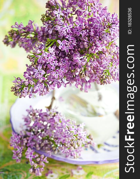 Bouquet of violet lilac in a vase