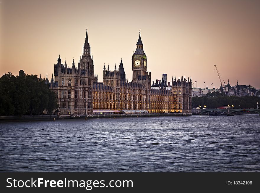 Houses of Parliament and Big Ben in Westminster at dusk, London.