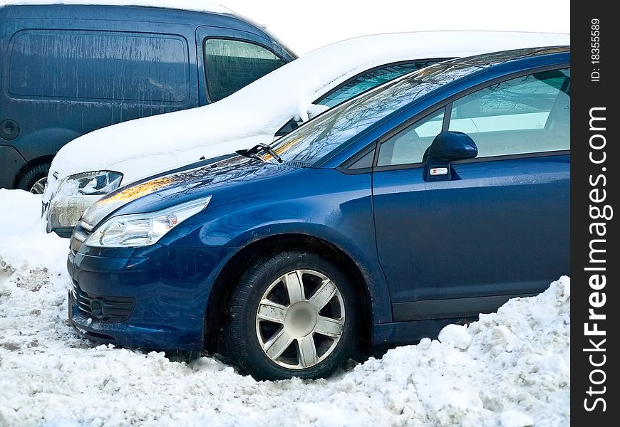 Parked cars in the snow. Parked cars in the snow