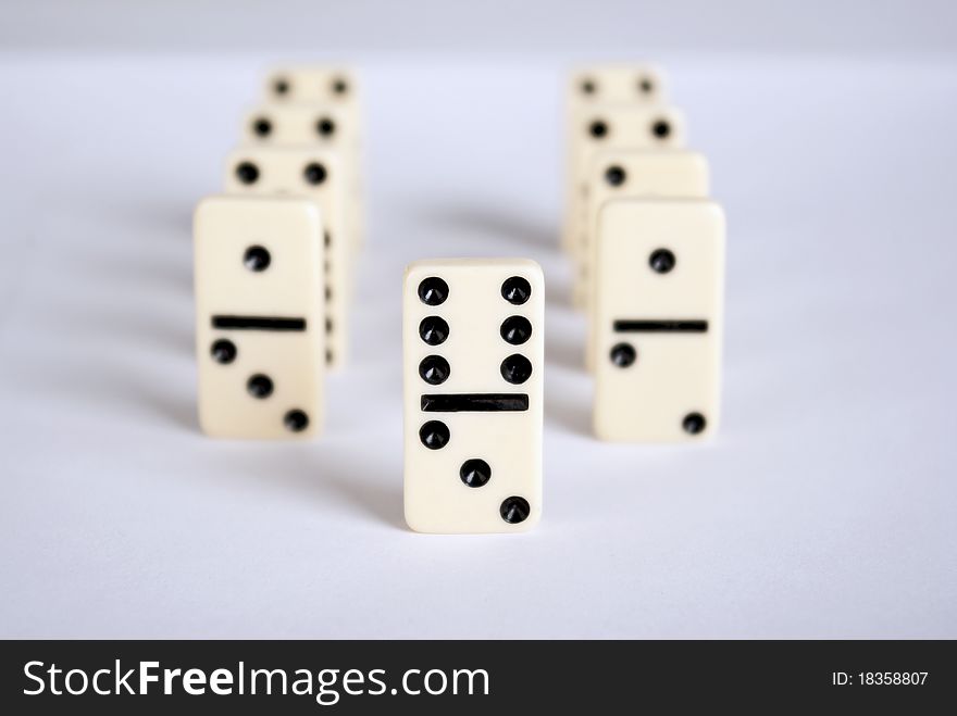 Domino cubes in two rows