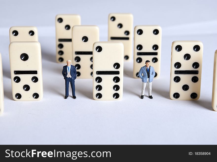 Two men's and domino cubes in one row