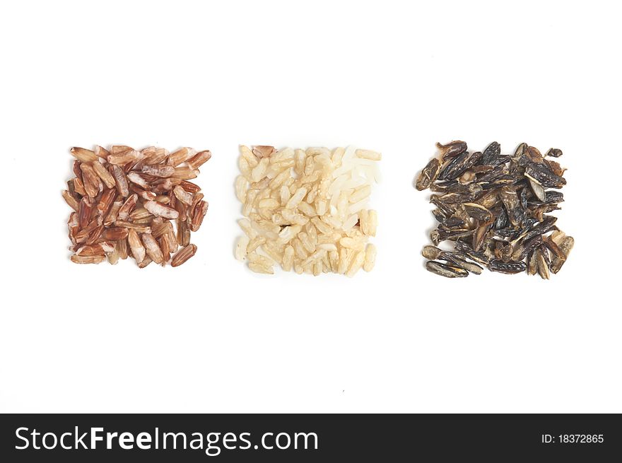 Three types of rice in square piles.