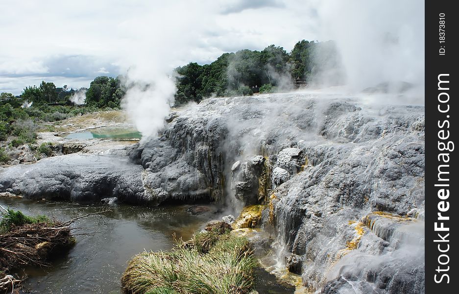 Geysers were generated in TE-PU park. Geysers were generated in TE-PU park