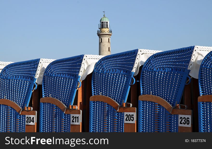 Canopied Beach Chairs With Light Tower