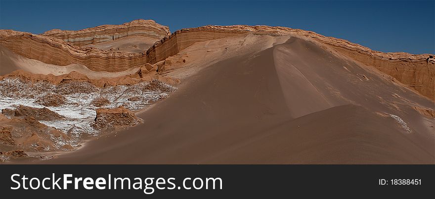 Picture taken in the famous Moon Valley in the atacama desert Chile, close to the little turistic town called San Pedro del Atacama. Picture taken in the famous Moon Valley in the atacama desert Chile, close to the little turistic town called San Pedro del Atacama.