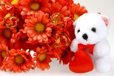 Teddy Bear With Heart And Flowers Royalty Free Stock Photos Teddy Bear With Heart And Flowers Royalty Free Stock Photos