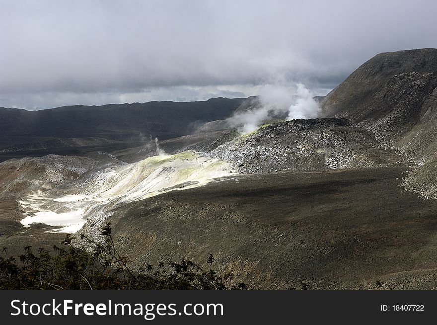 The second largest active volcanic crater lies on isla isabella on the galapagos. The second largest active volcanic crater lies on isla isabella on the galapagos