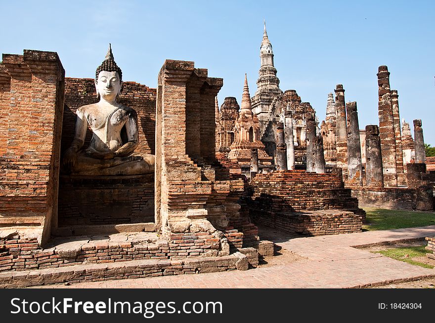 Wat mahatat sukhothai history park in thailand