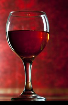 Red Vine In Glass On Vintage Background Royalty Free Stock Images Red Vine In Glass On Vintage Background Royalty Free Stock Images