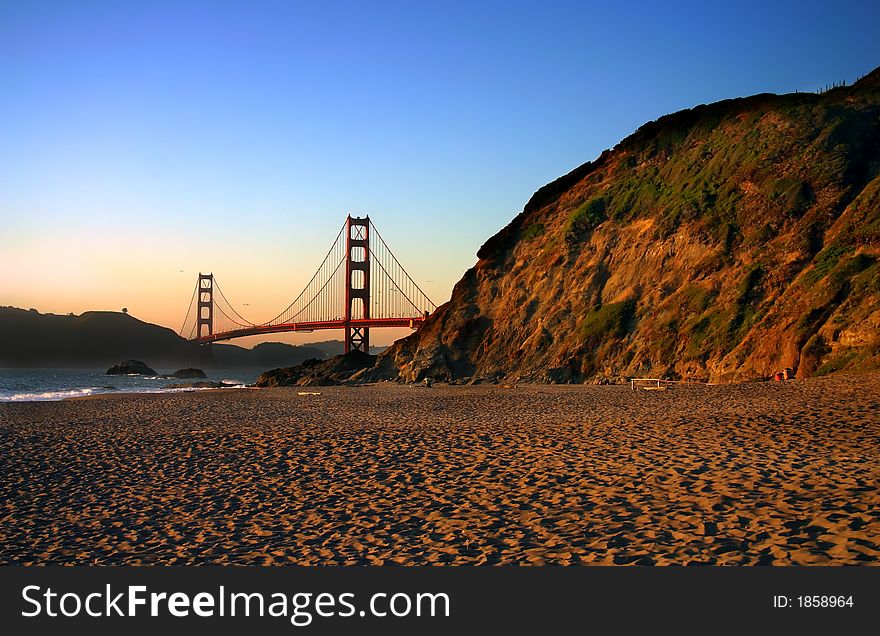 Baker Beach is a state and national public beach on the Pacific Ocean coast, on the San Francisco peninsula. Baker Beach is a state and national public beach on the Pacific Ocean coast, on the San Francisco peninsula