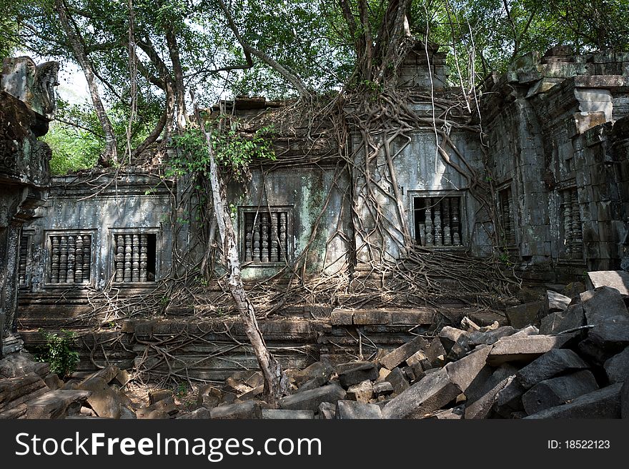 Beng Mealea Temple