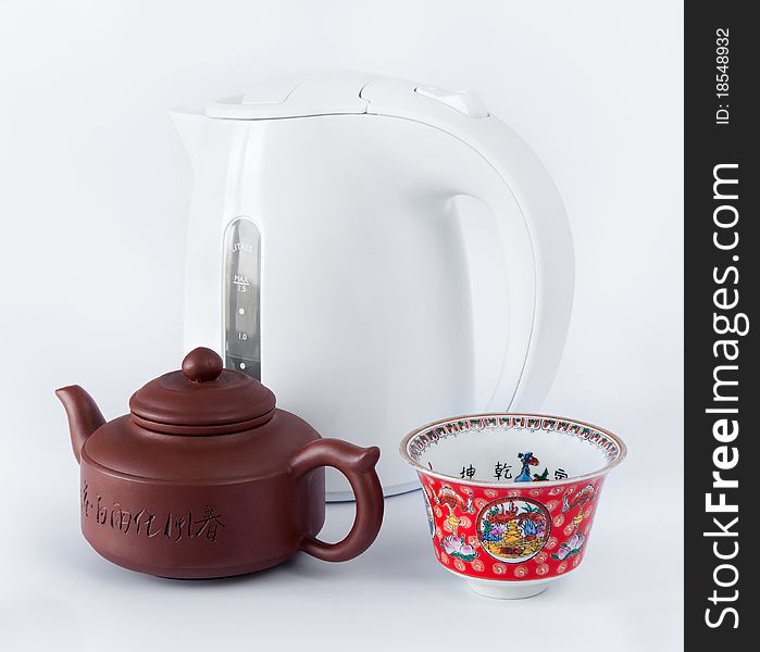 Chinese teapot, cups and kettle