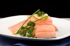 Salmon Fillet With Lime Royalty Free Stock Images Salmon Fillet With Lime Royalty Free Stock Images