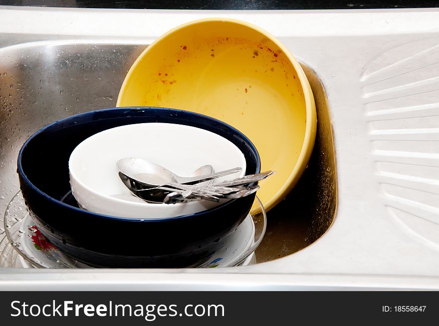 Unwash dish waiting for cleaning