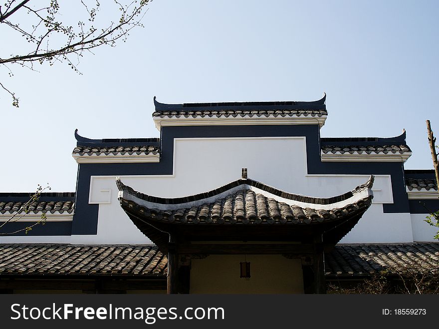 This is the ancient Chinese architectural decoration. This is the ancient Chinese architectural decoration