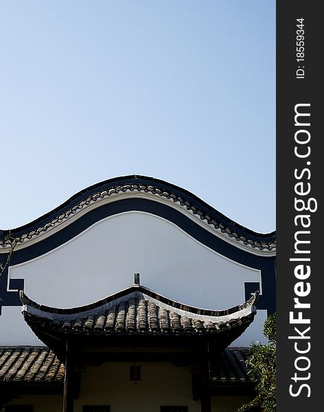 This is the ancient Chinese architectural decoration. This is the ancient Chinese architectural decoration