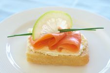 Smoked Salmon And Cream Cheese On White Bread Royalty Free Stock Photography Smoked Salmon And Cream Cheese On White Bread Royalty Free Stock Photography
