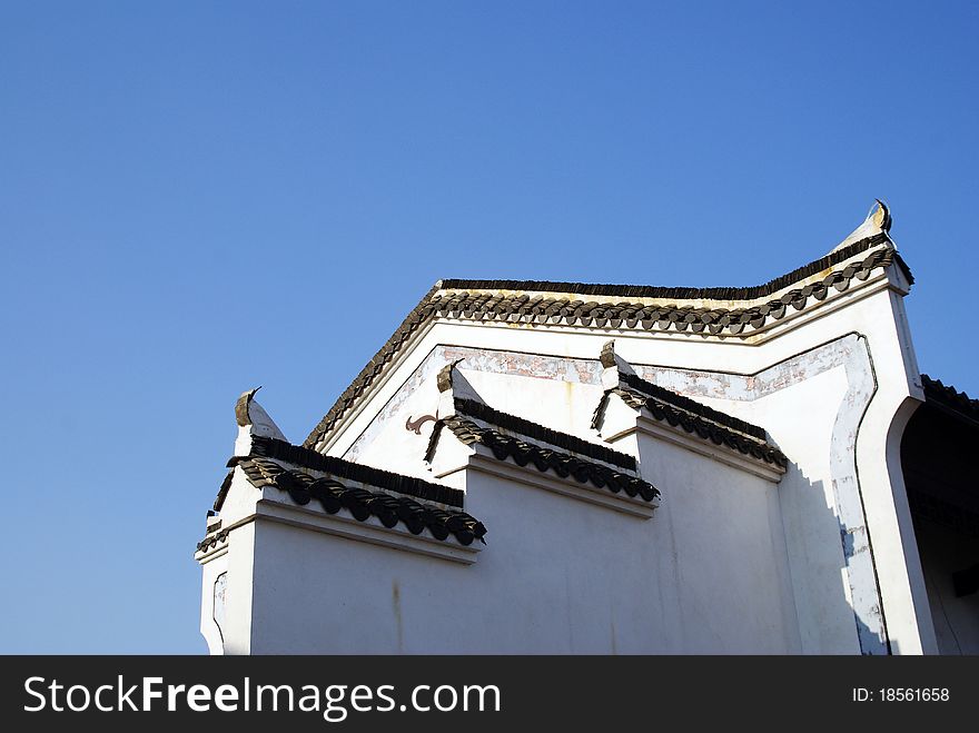 This is the ancient Chinese architectural decoration. This is the ancient Chinese architectural decoration