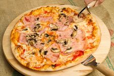 Italian Pizza Royalty Free Stock Photos