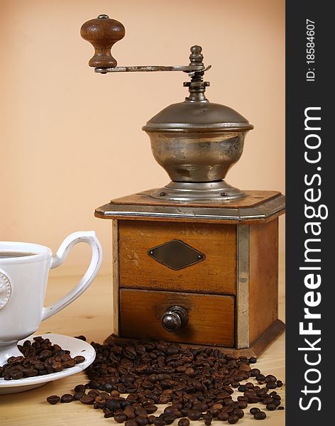 Coffee and coffee grinder