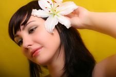 Brunette With White Lily Flowers Royalty Free Stock Photos Brunette With White Lily Flowers Royalty Free Stock Photos