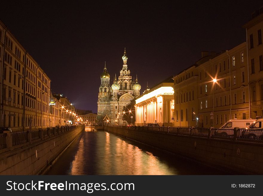 Night view of Church of Our savior on the spilled blood in Saint Petersburg, Russia