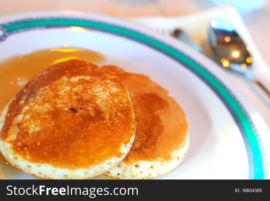 Fresh pancakes for a healthy and nutritious breakfast.