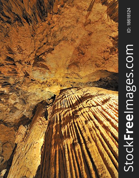 This roof is inside luray caves. This roof is inside luray caves.