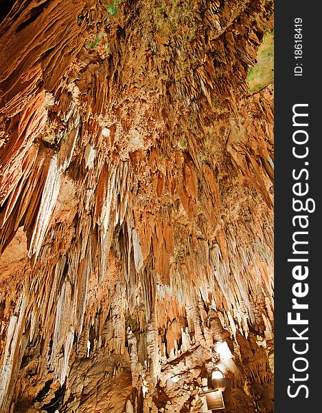 Rocks are made by water seapage inside luray caverns. Rocks are made by water seapage inside luray caverns