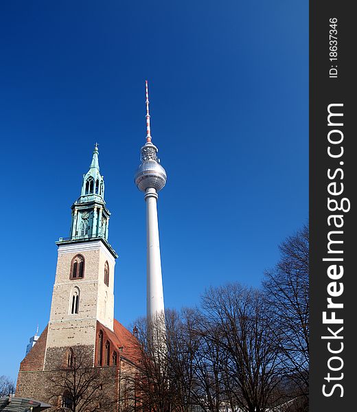 The citizen of Berlin TV tower and the Marieenchurch