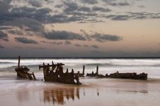 Shipwreck Sunrise Stock Images Shipwreck Sunrise Stock Images
