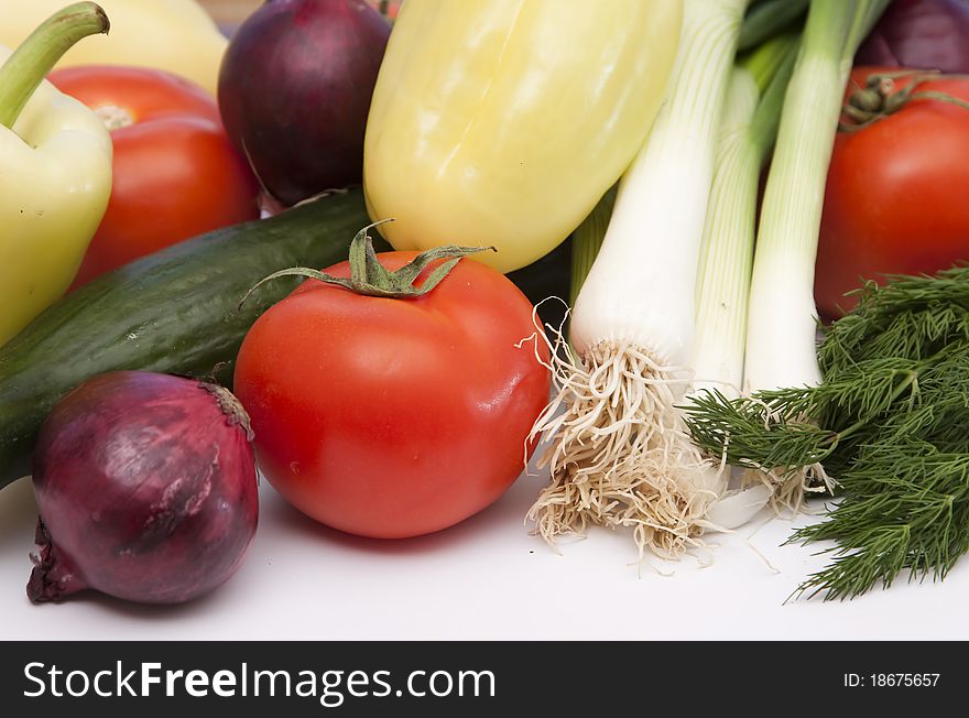 Raw vegetables with tomato, onion, cucumber, pepper and dill