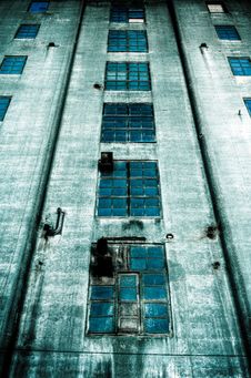 Sinister Dark Building Royalty Free Stock Images