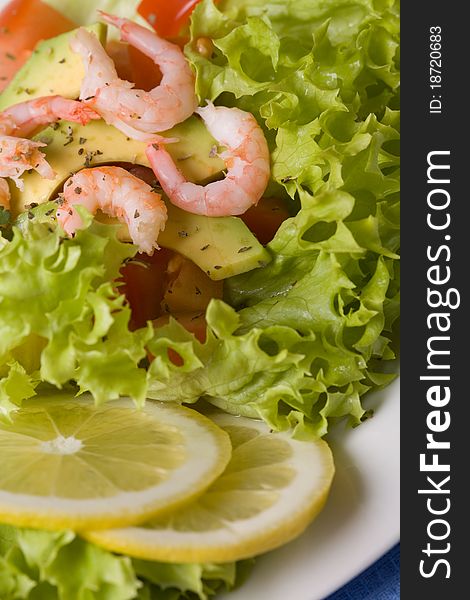 Fresh salad with shrimps and avocado