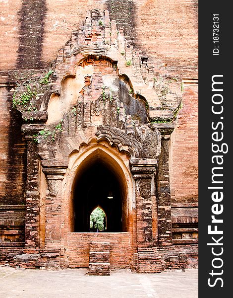 The entrance to Dhammayangyi temple, Bagan, Myanma