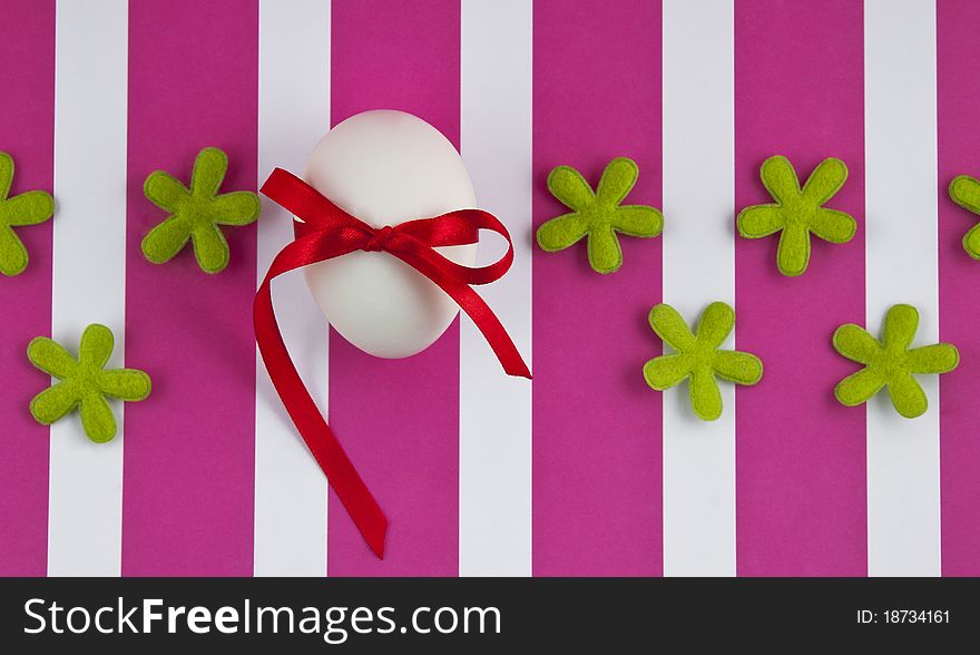 White easter egg with flowers