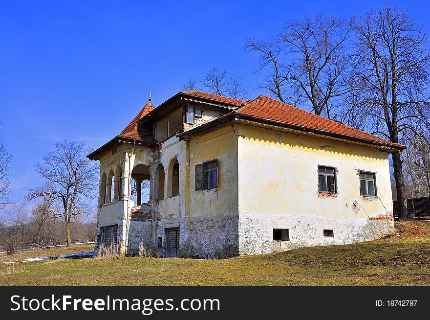 Ruined house for sale