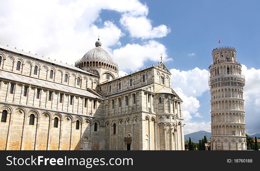 Duomo Cathedral and Leaning tower in Pisa, Tuscany, Italy