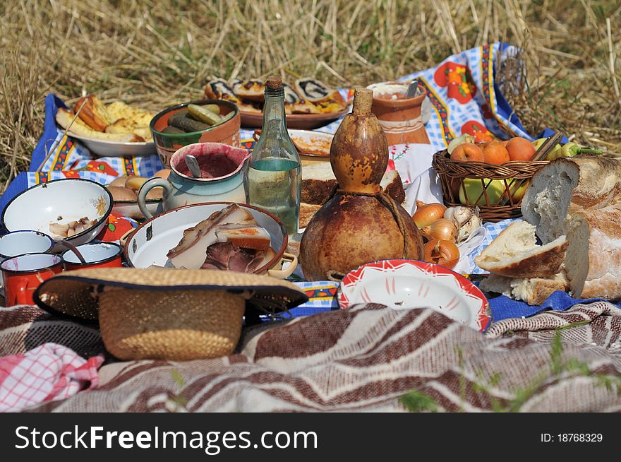 Traditional breakfast in the open at the time of harvest