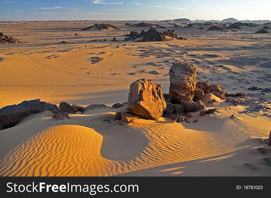 Desert landscape at Sunset in Tadrart Acacus, Fezzan, Libya