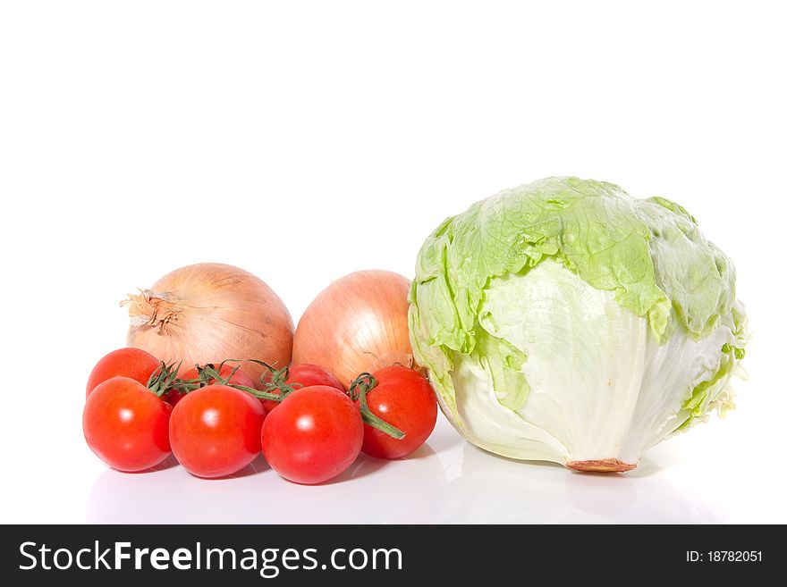 Green lettuce with tomatoes